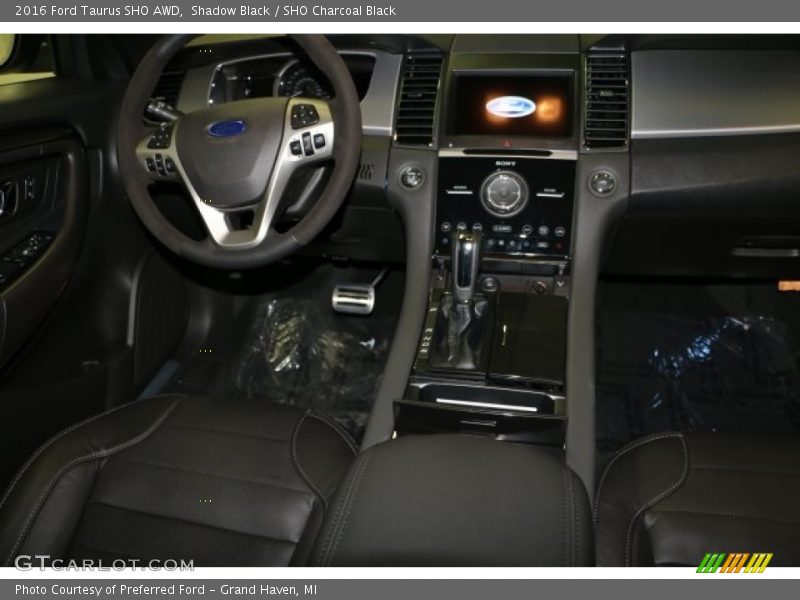 Shadow Black / SHO Charcoal Black 2016 Ford Taurus SHO AWD