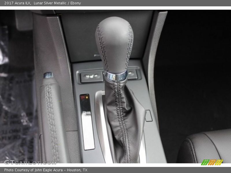 Lunar Silver Metallic / Ebony 2017 Acura ILX