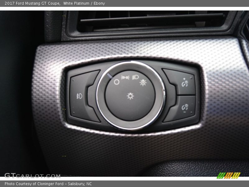 White Platinum / Ebony 2017 Ford Mustang GT Coupe