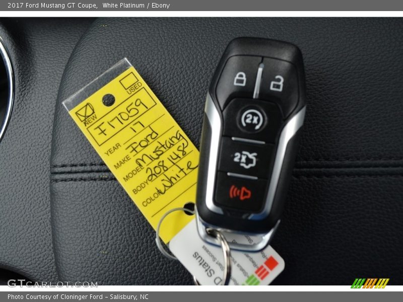 White Platinum / Ebony 2017 Ford Mustang GT Coupe