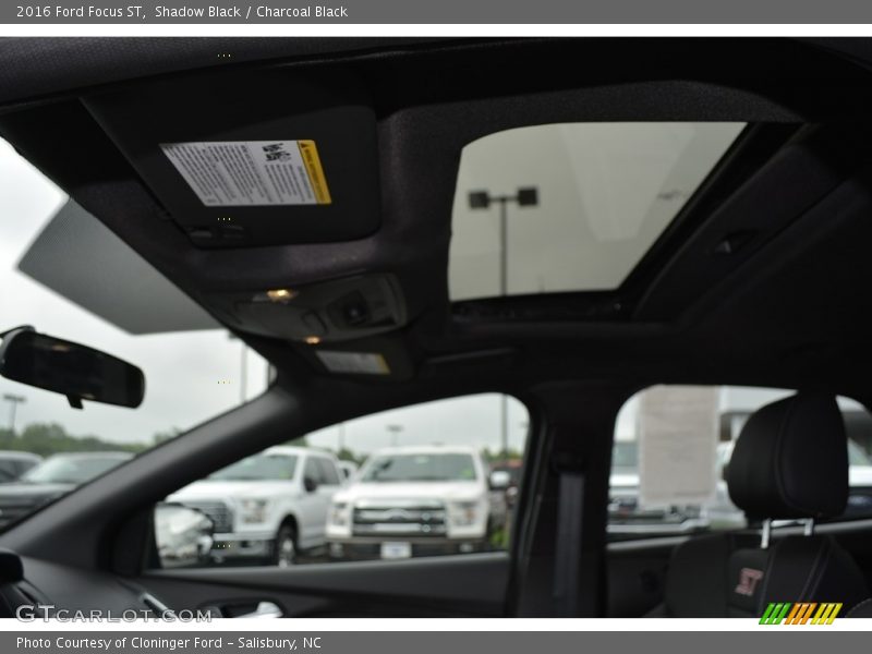 Shadow Black / Charcoal Black 2016 Ford Focus ST