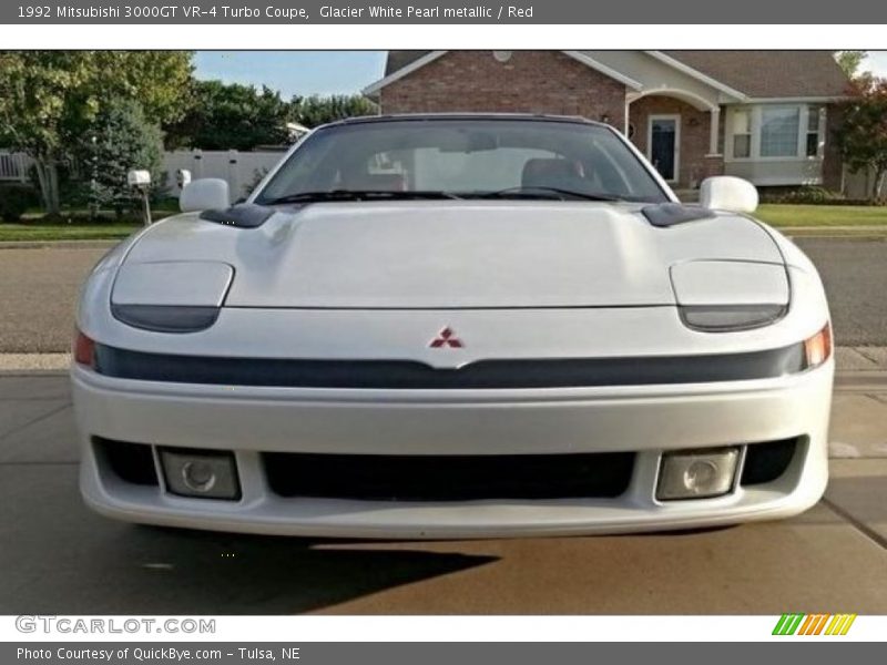 Glacier White Pearl metallic / Red 1992 Mitsubishi 3000GT VR-4 Turbo Coupe