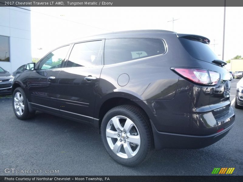 Tungsten Metallic / Ebony 2017 Chevrolet Traverse LT AWD