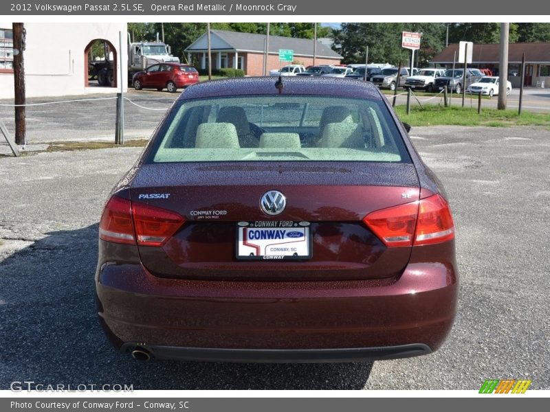 Opera Red Metallic / Moonrock Gray 2012 Volkswagen Passat 2.5L SE