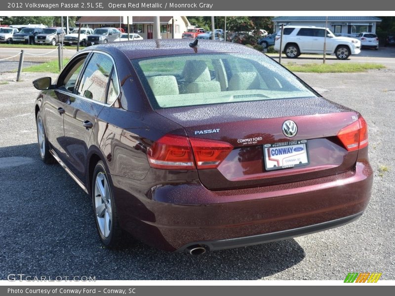 Opera Red Metallic / Moonrock Gray 2012 Volkswagen Passat 2.5L SE