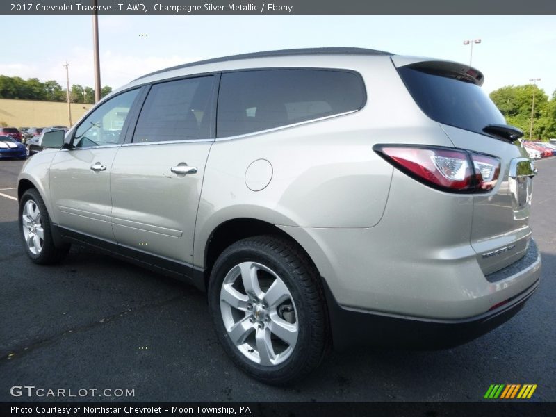 Champagne Silver Metallic / Ebony 2017 Chevrolet Traverse LT AWD