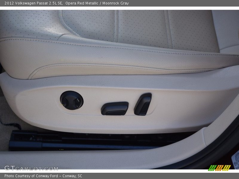 Opera Red Metallic / Moonrock Gray 2012 Volkswagen Passat 2.5L SE