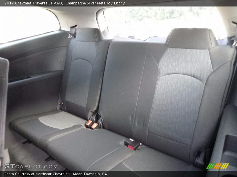 Champagne Silver Metallic / Ebony 2017 Chevrolet Traverse LT AWD