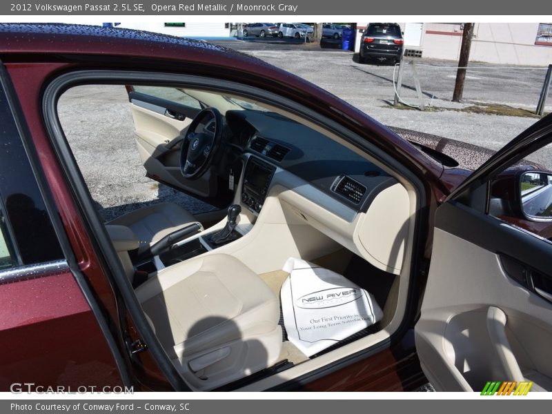 Opera Red Metallic / Moonrock Gray 2012 Volkswagen Passat 2.5L SE