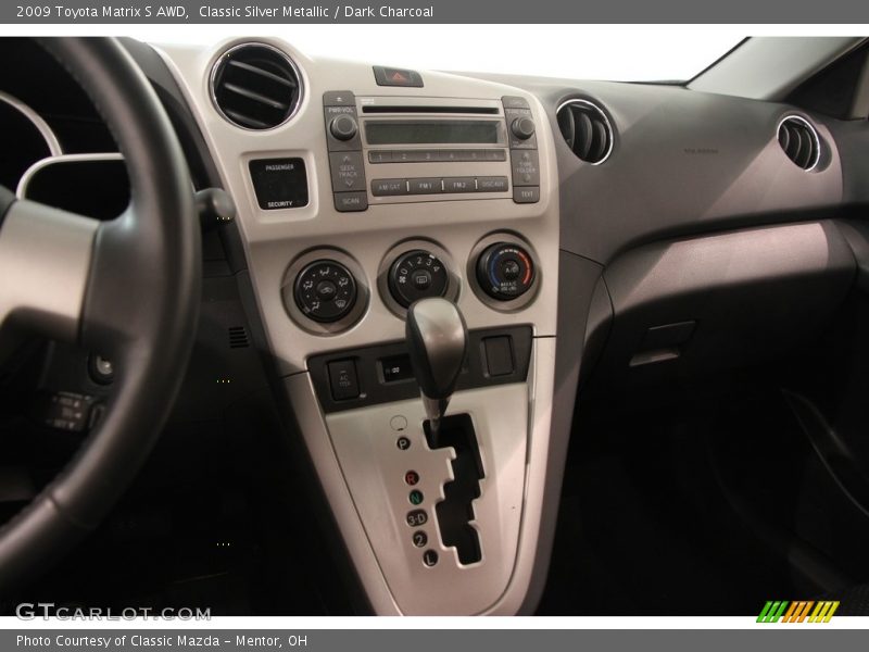Classic Silver Metallic / Dark Charcoal 2009 Toyota Matrix S AWD
