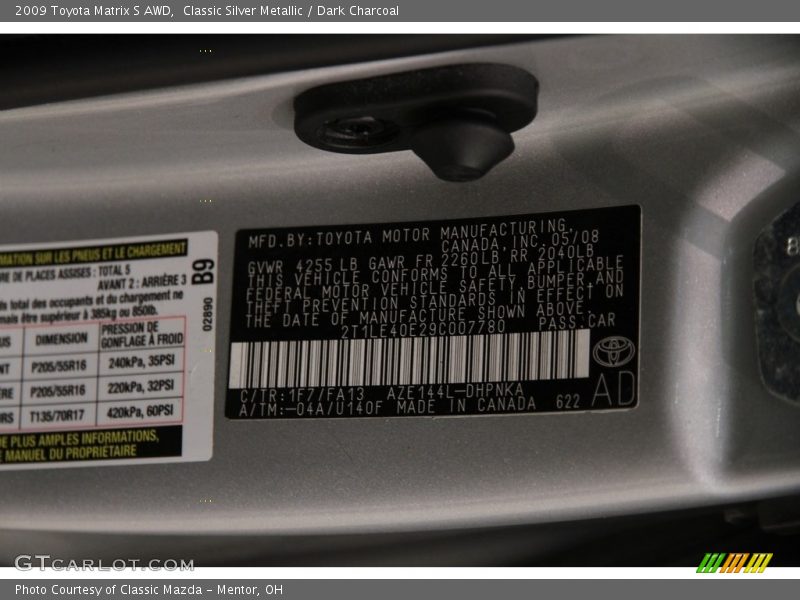 Classic Silver Metallic / Dark Charcoal 2009 Toyota Matrix S AWD