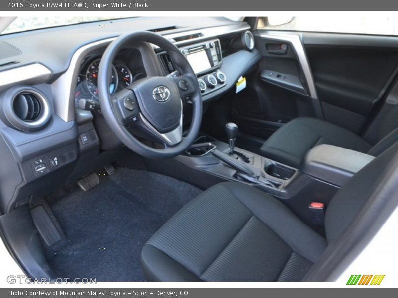 Super White / Black 2016 Toyota RAV4 LE AWD