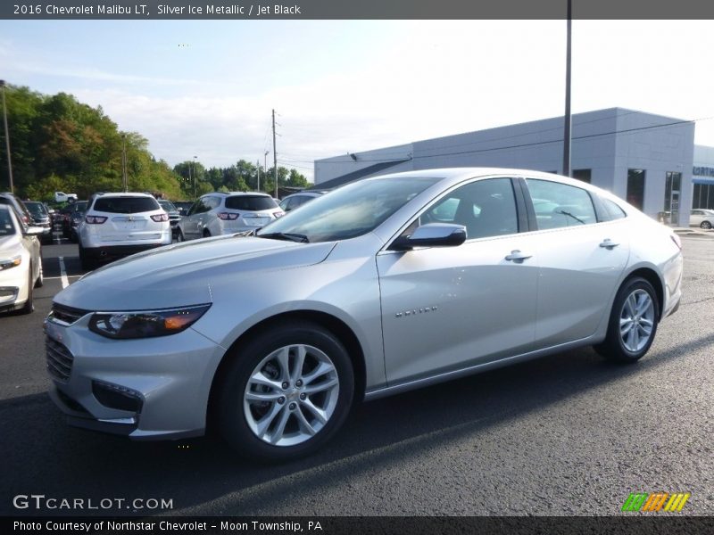 Silver Ice Metallic / Jet Black 2016 Chevrolet Malibu LT
