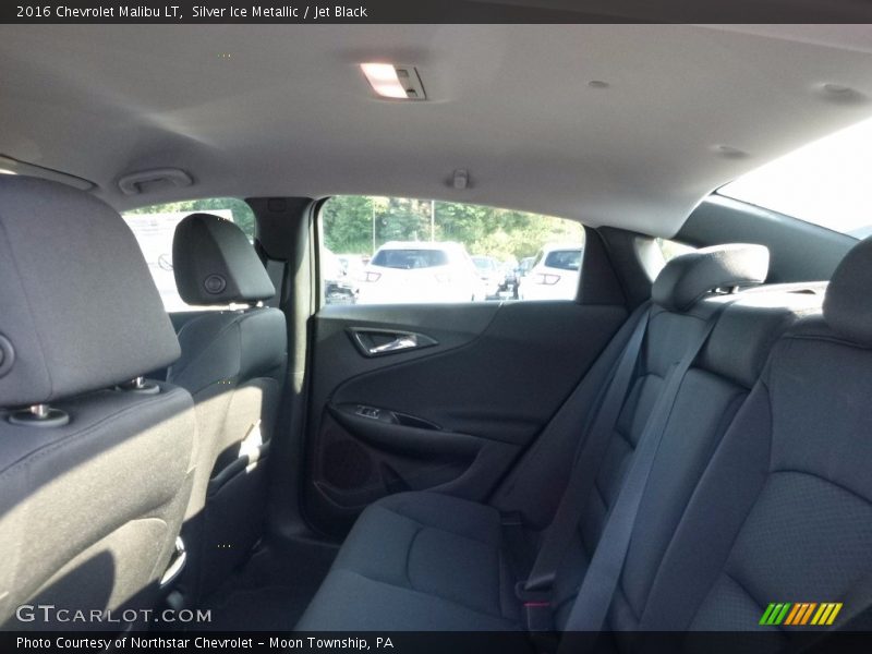 Silver Ice Metallic / Jet Black 2016 Chevrolet Malibu LT