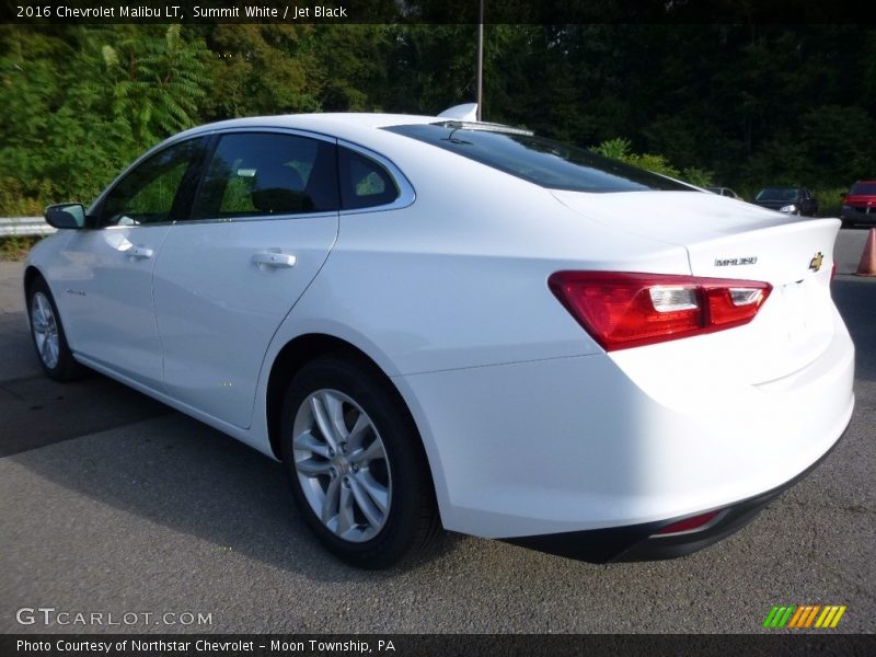 Summit White / Jet Black 2016 Chevrolet Malibu LT