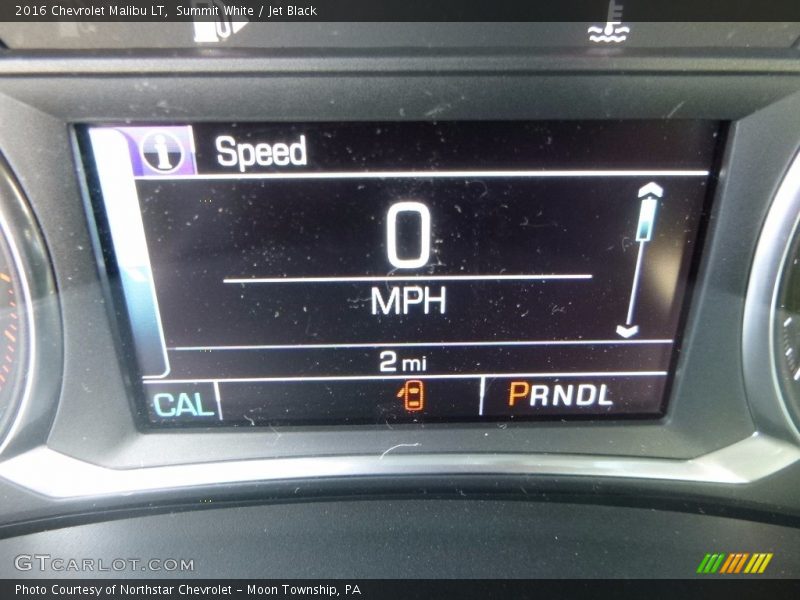 Summit White / Jet Black 2016 Chevrolet Malibu LT