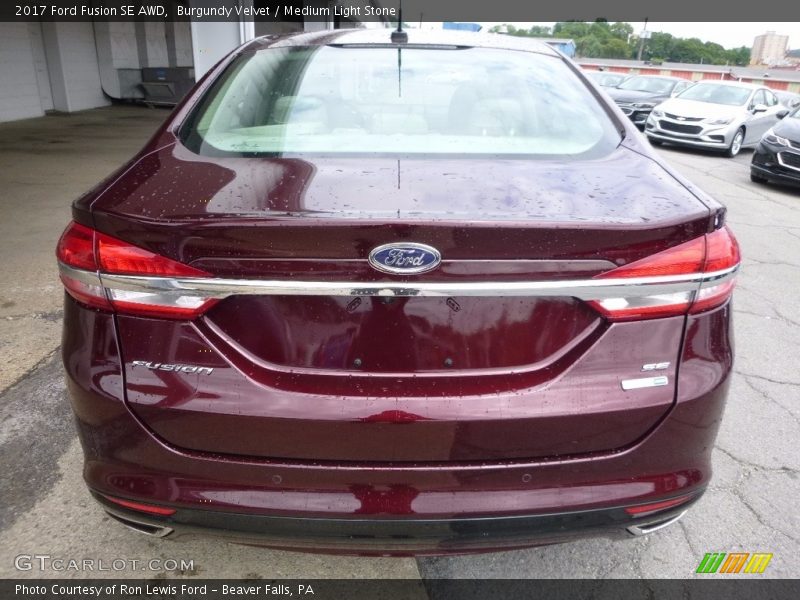 Burgundy Velvet / Medium Light Stone 2017 Ford Fusion SE AWD