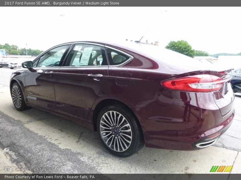 Burgundy Velvet / Medium Light Stone 2017 Ford Fusion SE AWD