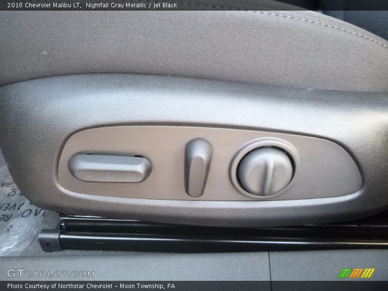 Nightfall Gray Metallic / Jet Black 2016 Chevrolet Malibu LT