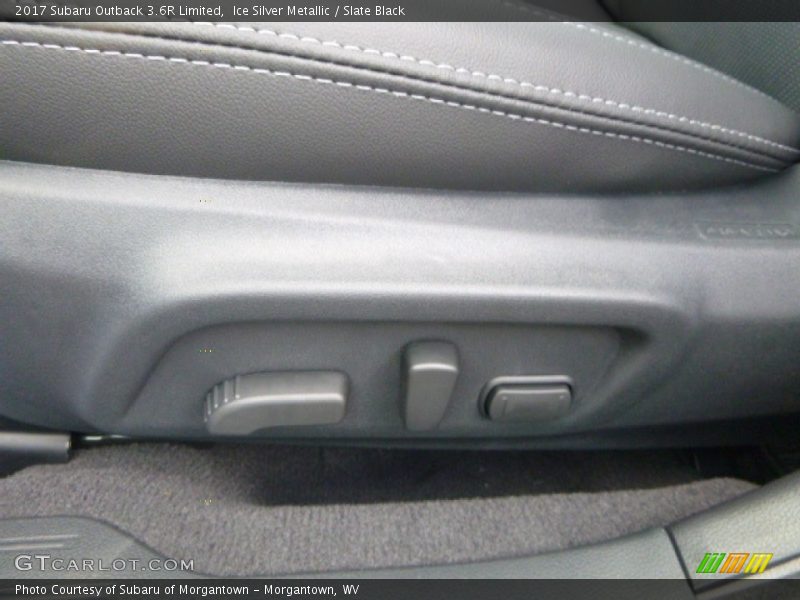 Ice Silver Metallic / Slate Black 2017 Subaru Outback 3.6R Limited