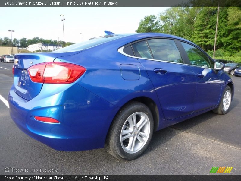 Kinetic Blue Metallic / Jet Black 2016 Chevrolet Cruze LT Sedan