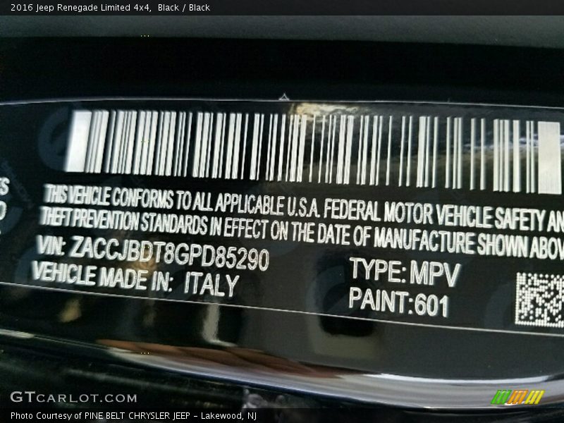 Black / Black 2016 Jeep Renegade Limited 4x4