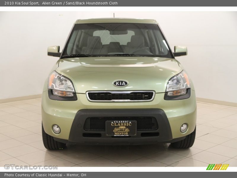 Alien Green / Sand/Black Houndstooth Cloth 2010 Kia Soul Sport