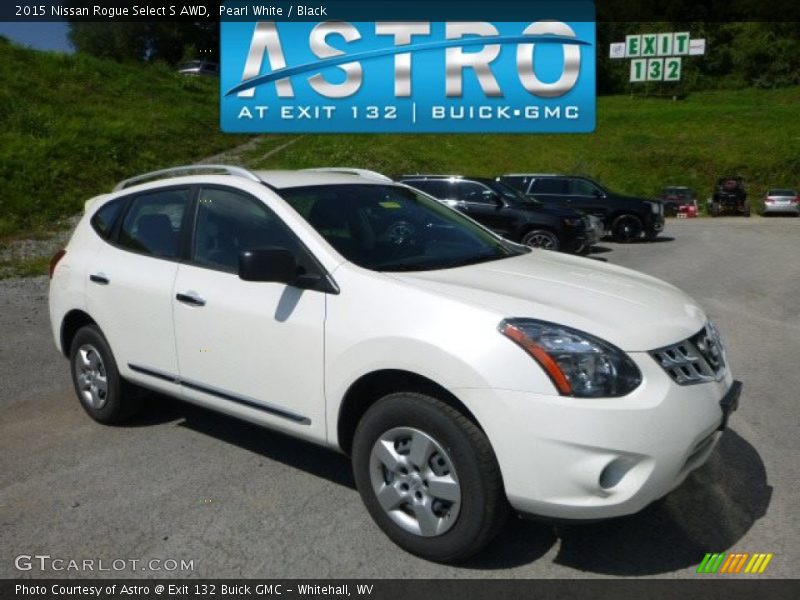 Pearl White / Black 2015 Nissan Rogue Select S AWD