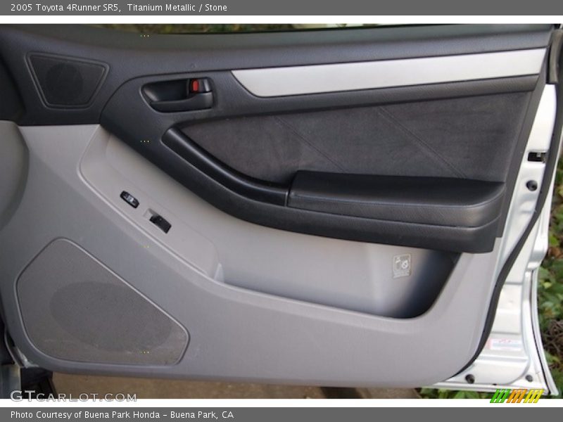 Titanium Metallic / Stone 2005 Toyota 4Runner SR5