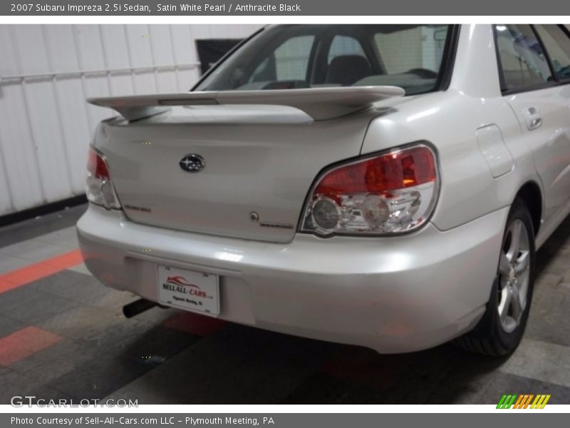 Satin White Pearl / Anthracite Black 2007 Subaru Impreza 2.5i Sedan