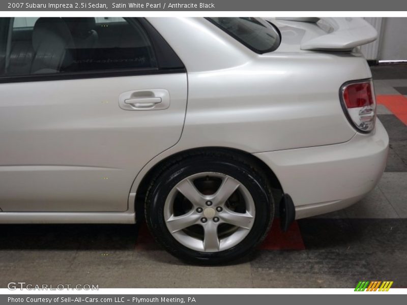 Satin White Pearl / Anthracite Black 2007 Subaru Impreza 2.5i Sedan