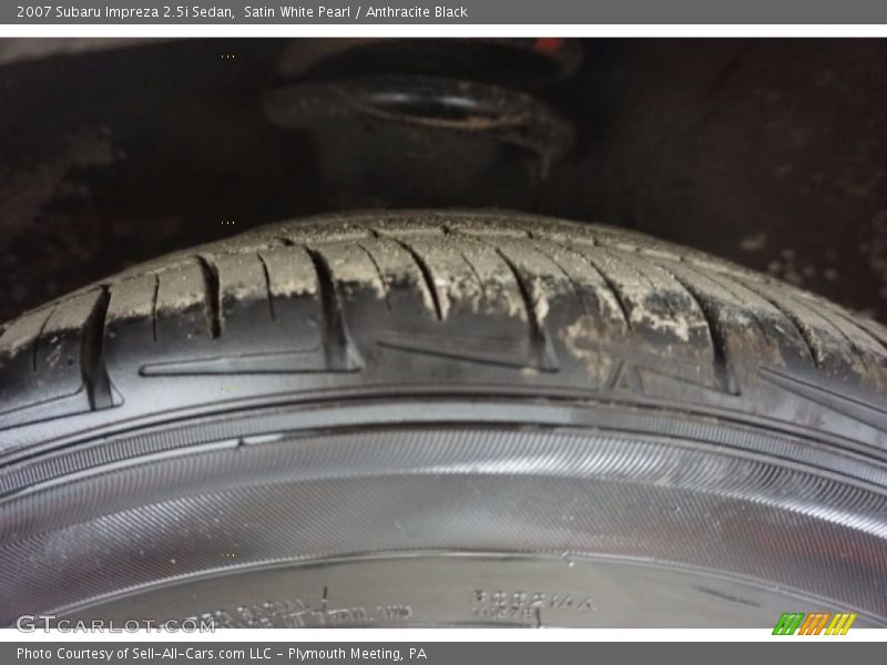 Satin White Pearl / Anthracite Black 2007 Subaru Impreza 2.5i Sedan