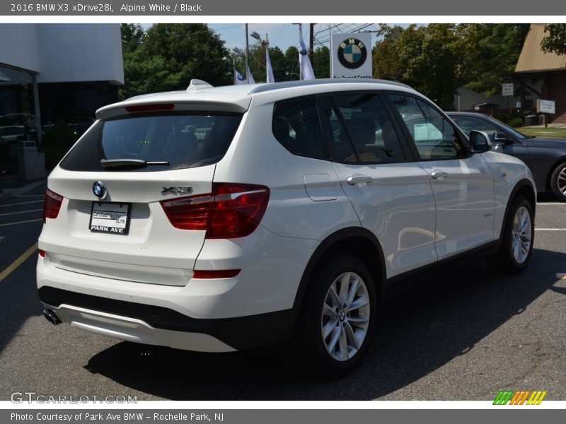 Alpine White / Black 2016 BMW X3 xDrive28i