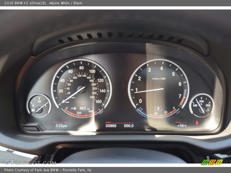 Alpine White / Black 2016 BMW X3 xDrive28i