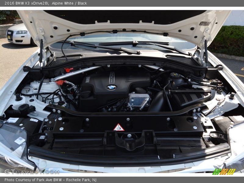 Alpine White / Black 2016 BMW X3 xDrive28i