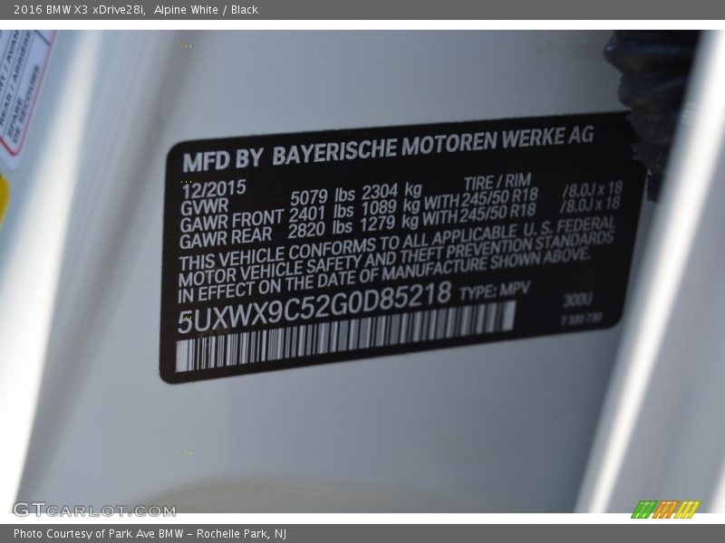 Alpine White / Black 2016 BMW X3 xDrive28i