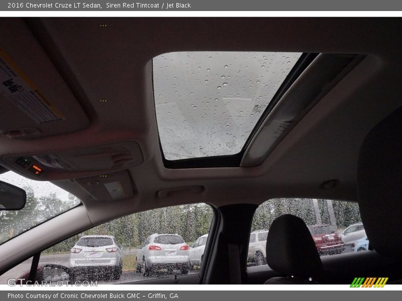 Siren Red Tintcoat / Jet Black 2016 Chevrolet Cruze LT Sedan