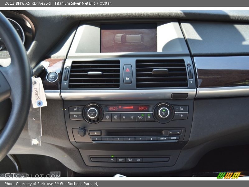 Titanium Silver Metallic / Oyster 2012 BMW X5 xDrive35d