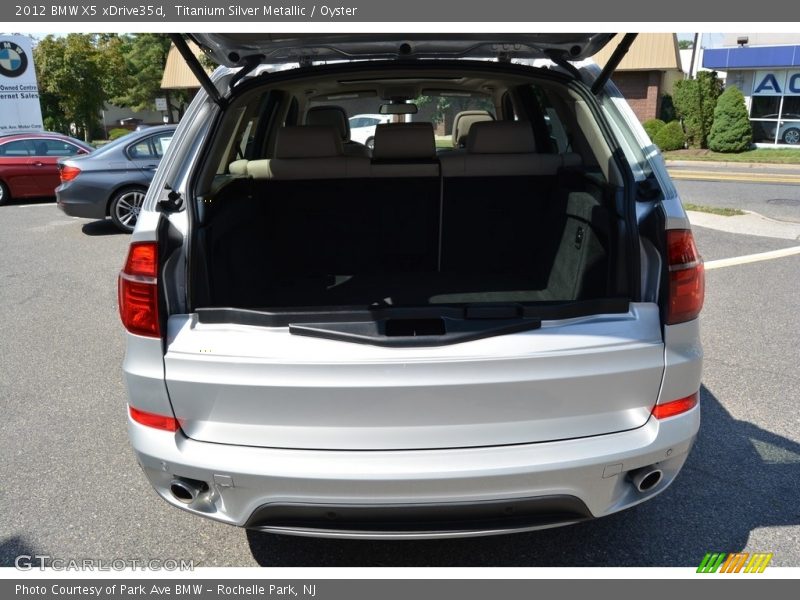 Titanium Silver Metallic / Oyster 2012 BMW X5 xDrive35d