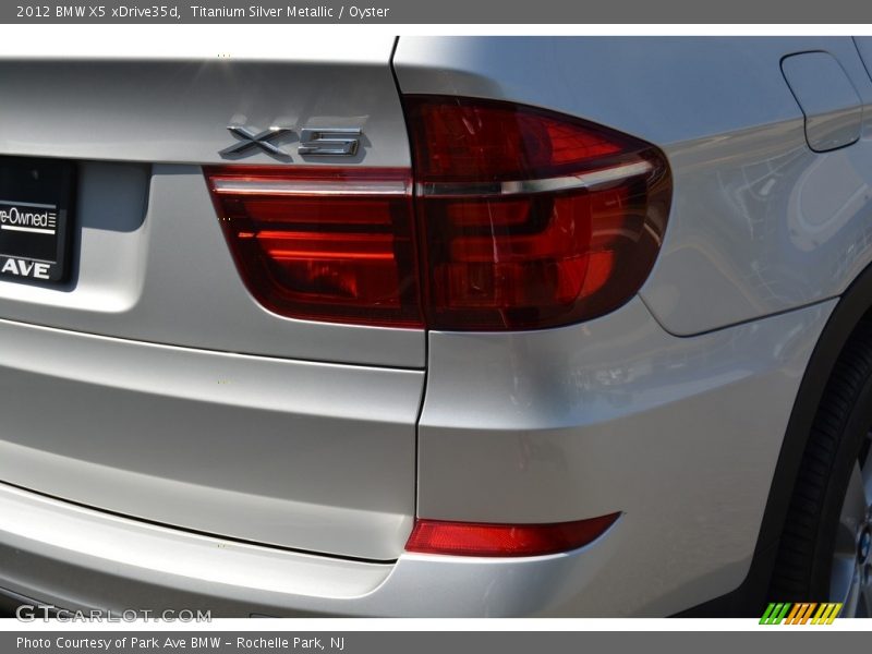 Titanium Silver Metallic / Oyster 2012 BMW X5 xDrive35d