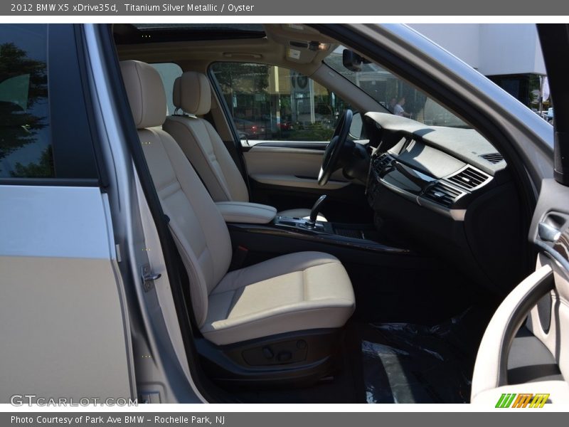 Titanium Silver Metallic / Oyster 2012 BMW X5 xDrive35d