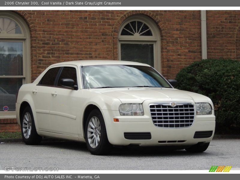 Cool Vanilla / Dark Slate Gray/Light Graystone 2006 Chrysler 300