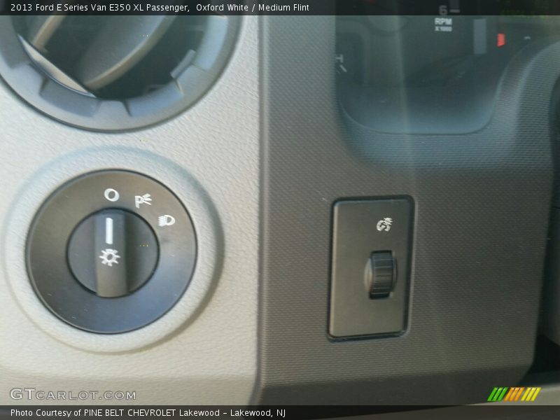 Oxford White / Medium Flint 2013 Ford E Series Van E350 XL Passenger