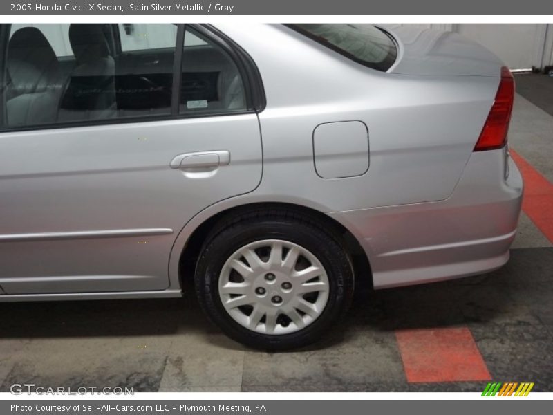 Satin Silver Metallic / Gray 2005 Honda Civic LX Sedan