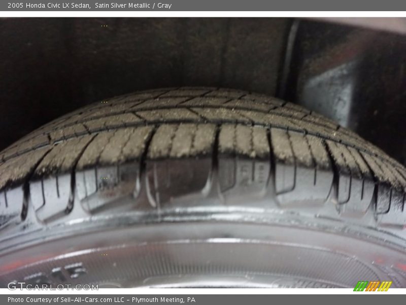 Satin Silver Metallic / Gray 2005 Honda Civic LX Sedan