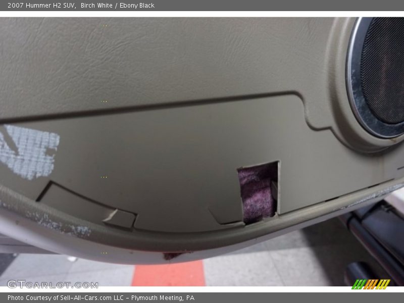Birch White / Ebony Black 2007 Hummer H2 SUV