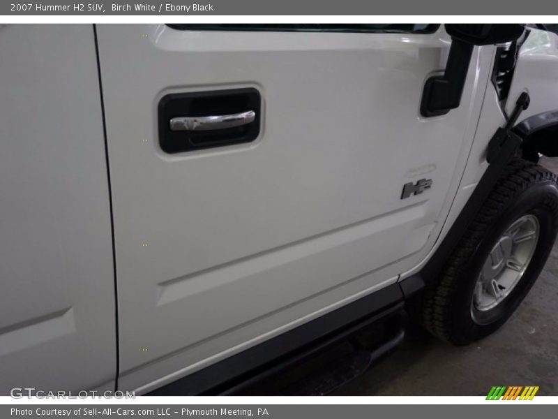 Birch White / Ebony Black 2007 Hummer H2 SUV