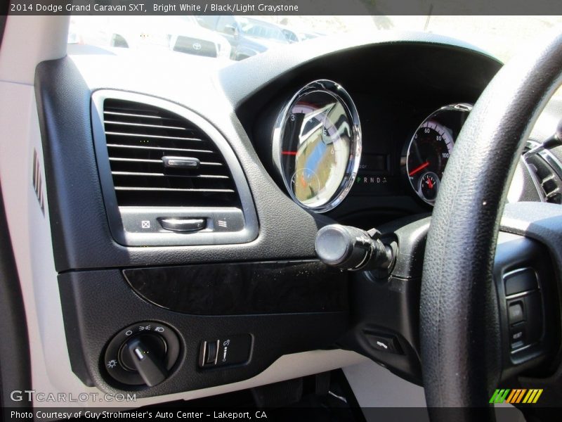 Bright White / Black/Light Graystone 2014 Dodge Grand Caravan SXT