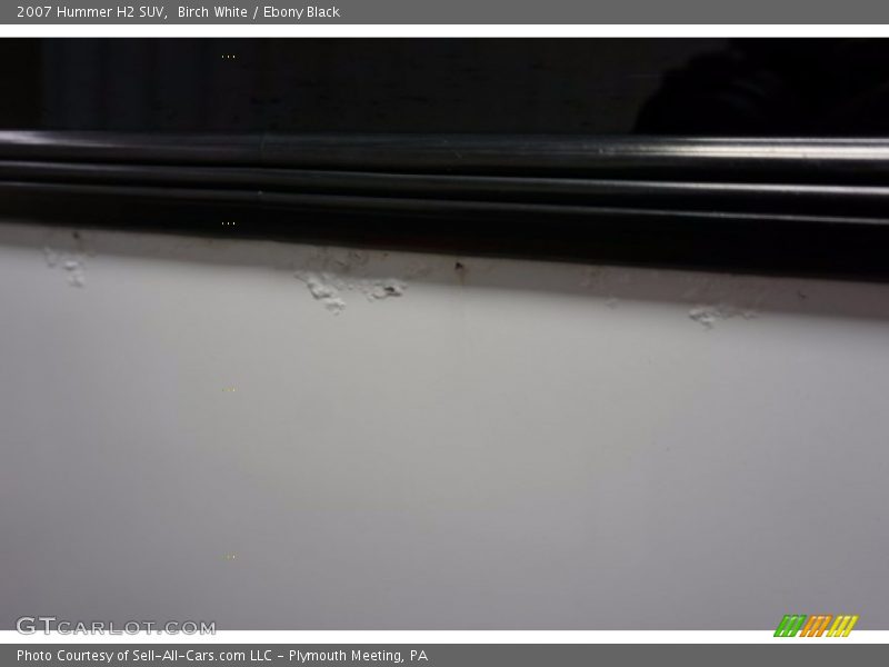 Birch White / Ebony Black 2007 Hummer H2 SUV