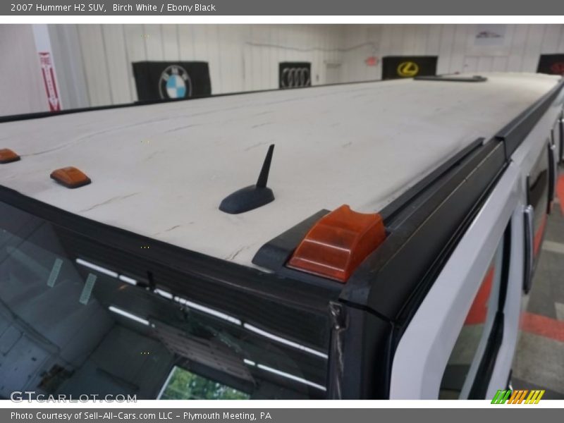 Birch White / Ebony Black 2007 Hummer H2 SUV